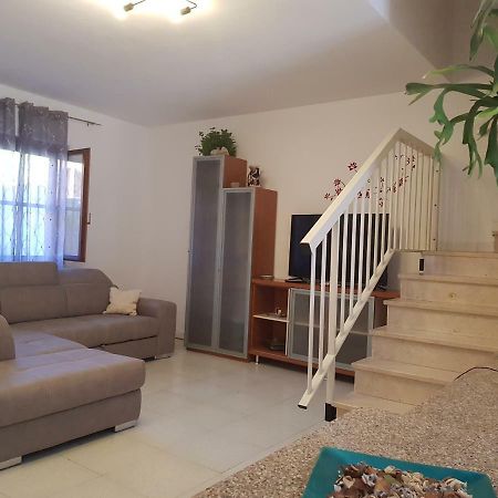 Casa Vacanze Valentina Порто Конте Екстериор снимка